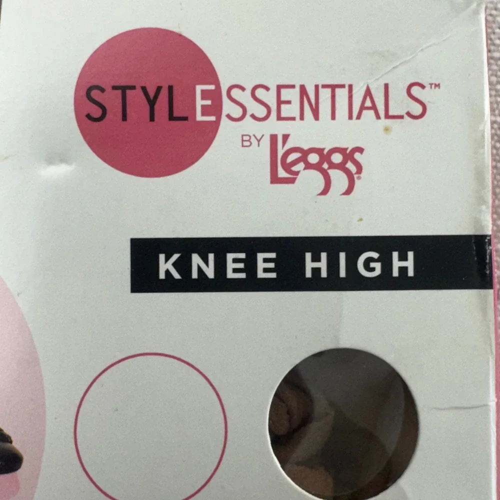 L'eggs Style Essentials Plus Size Knee High Stockings Nude 4 Pair Sheer Toe